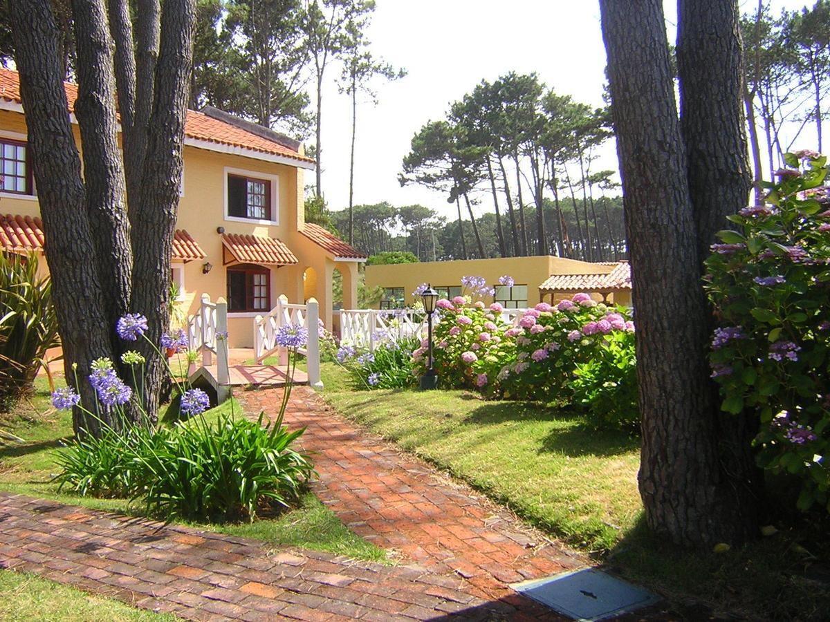 Pino Dorado Aparthotel Manantiales Екстериор снимка